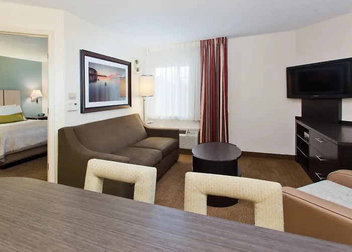 Sonesta Simply Phoenix Hotel